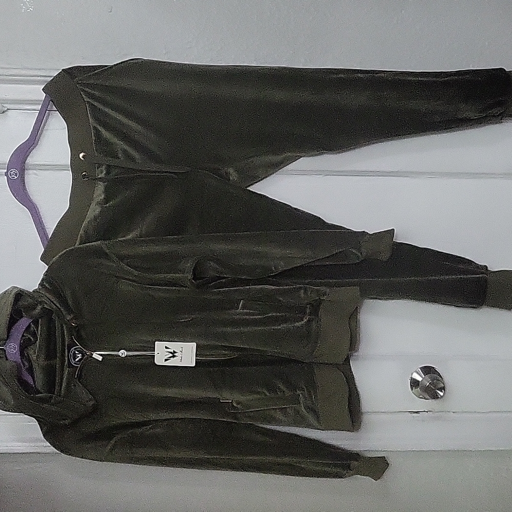 White Mark Olive Green Velour Track Jacket & Joggers Set